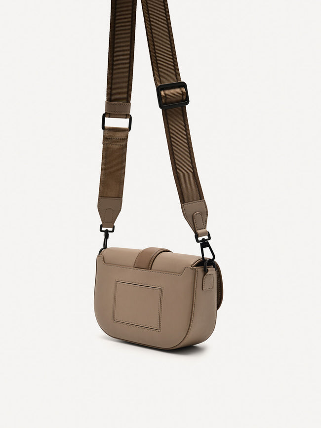 Pedro Kane Sling Bag PM2-25210224 Taupe – Khit Zay